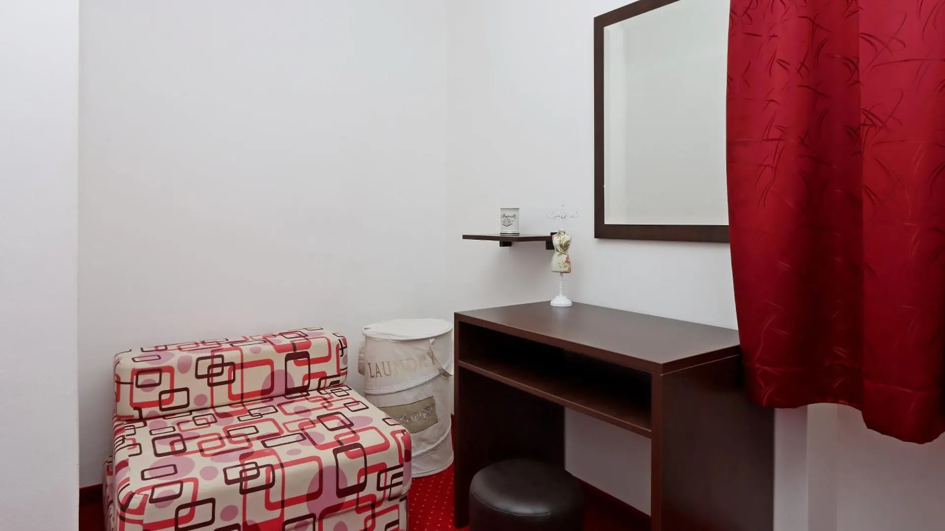 Apartments By The Sea Selce, Crikvenica - 18195  셀스